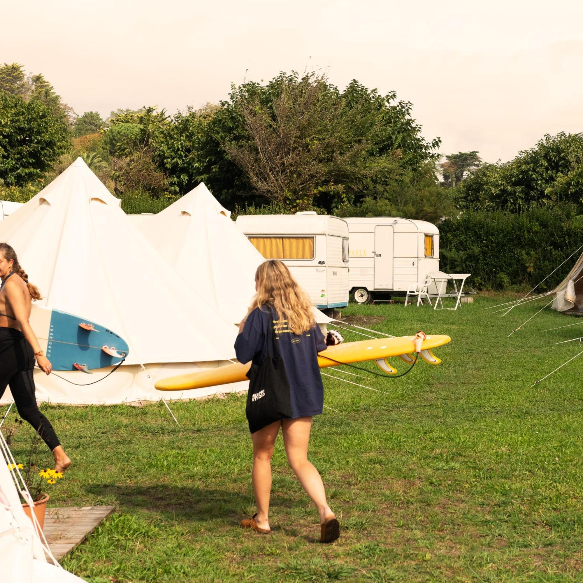 ホテル Aparra Surfcamp サン・ジョルジュ・ド・ディドンヌ エクステリア 写真